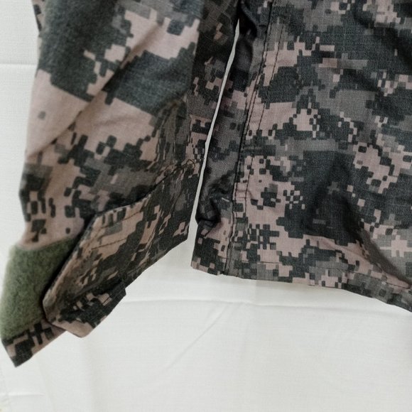 Defender M Military Camo Utility Jacket NEW NWT Men's size Small - Picture 9 of 13